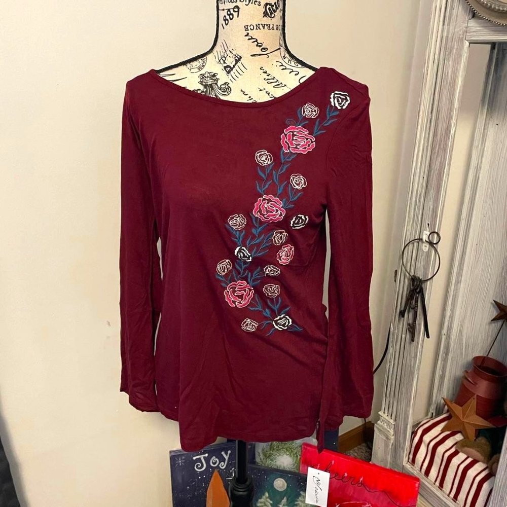 NWT New York Collection Junior Floral Blouse